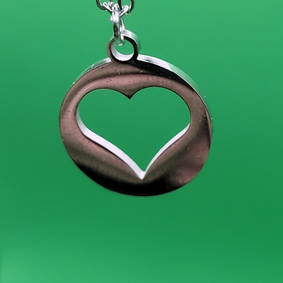 Shape Of My Heart Heart Cutout Disc Necklace by Jewlr - Picture 3 of 8